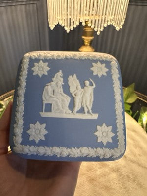 Square Box w Lid Cream Colour on Wedgwood Blue Jasperware jewellery box