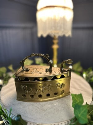 Victorian Brass Coal Iron With Handle Ornate Decoration