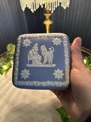 Square Box w Lid Cream Colour on Wedgwood Blue Jasperware jewellery box
