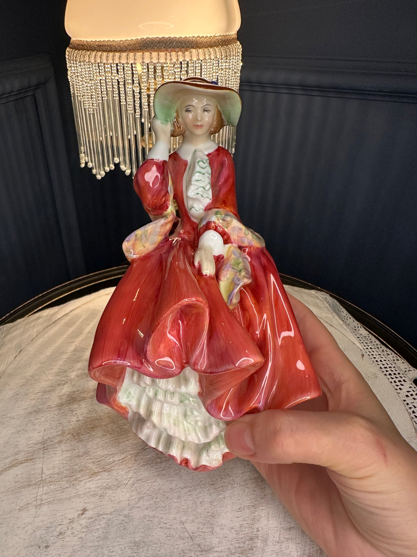 Royal Doulton Figurine “Top o’ the Hill” HN 1834 – Vintage English Porcelain Lady (1937)
