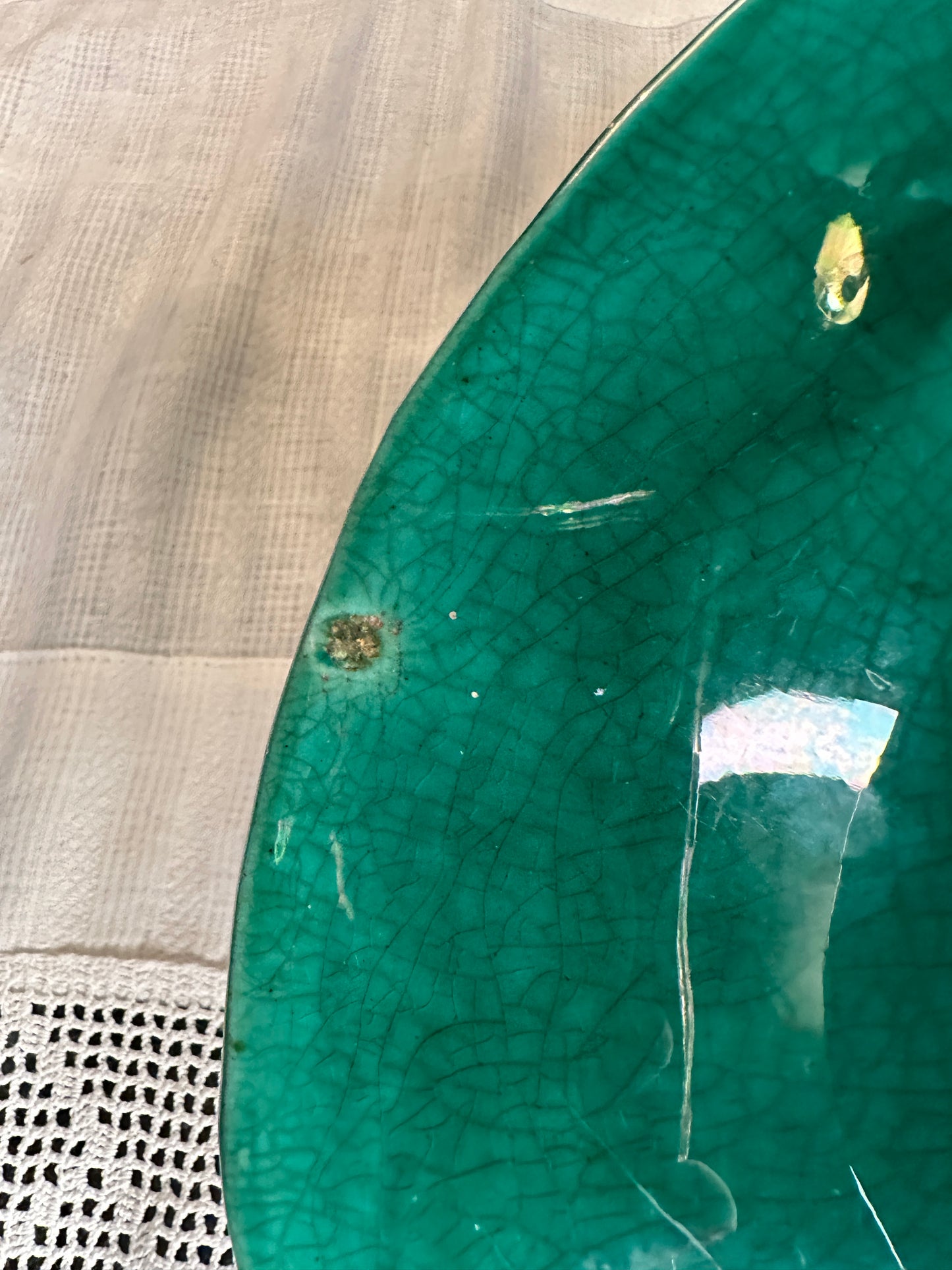 Vintage Emerald Green Majolica Basket Weave Plate & Pedestal Footed Plate – Botanical Leaf Relief Ceramic Serveware