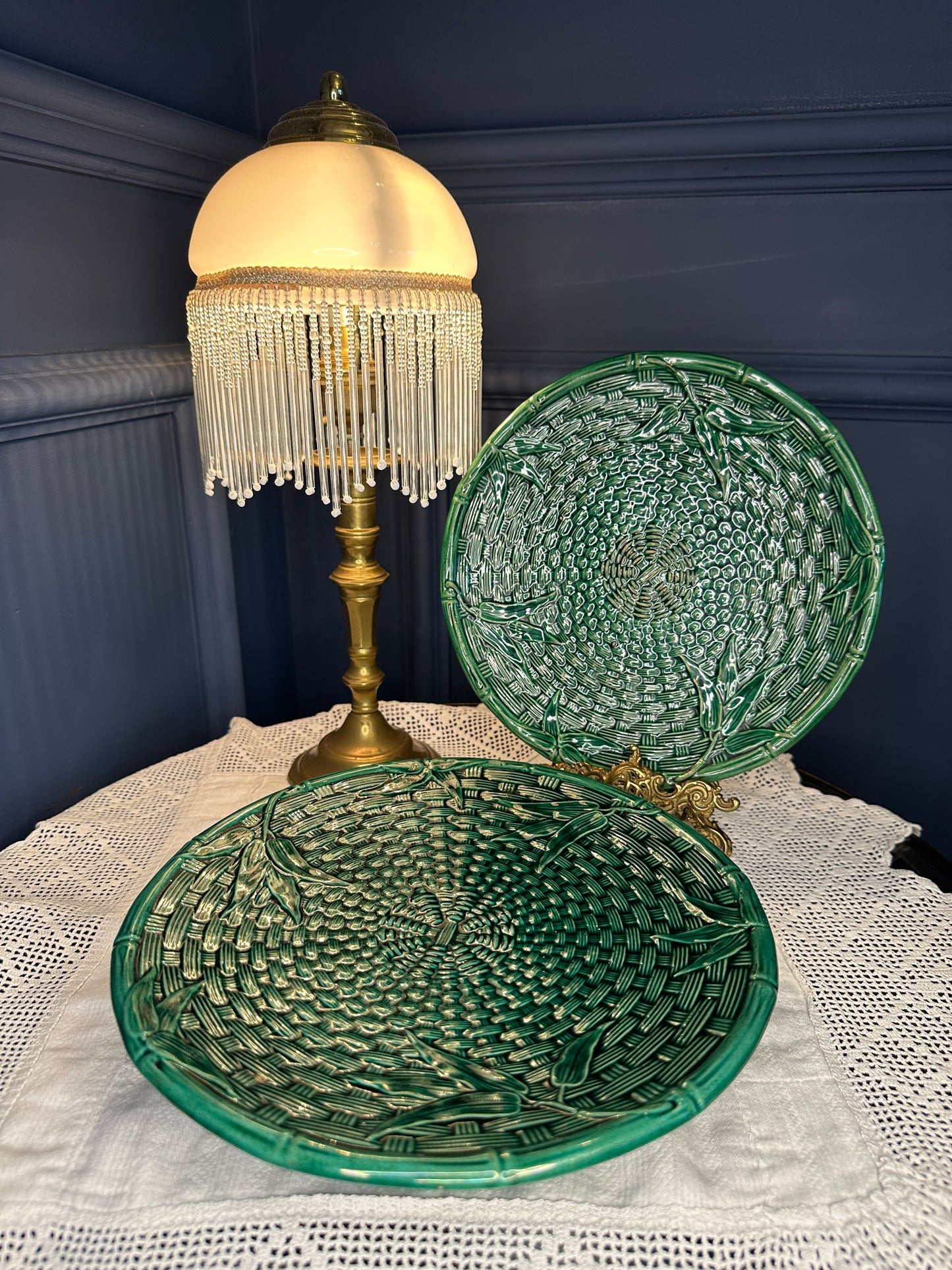 Vintage Emerald Green Majolica Basket Weave Plate & Pedestal Footed Plate – Botanical Leaf Relief Ceramic Serveware